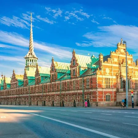 Luxury Penthouse - Private Balcony - Heart Of Apartment *