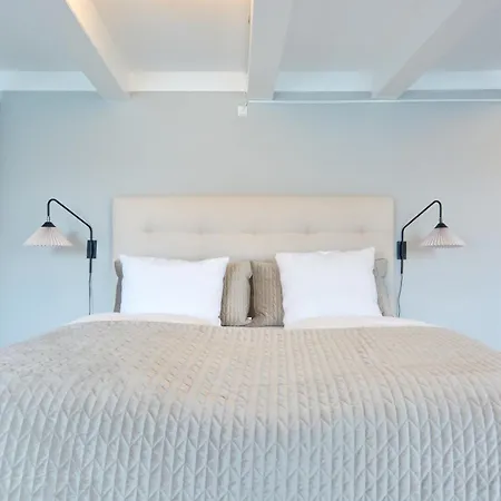 Apartment Luxury Penthouse - Private Balcony - Heart Of *