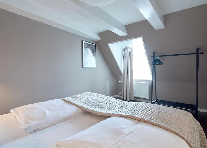 Luxury Penthouse - Private Balcony - Heart Of Apartman *