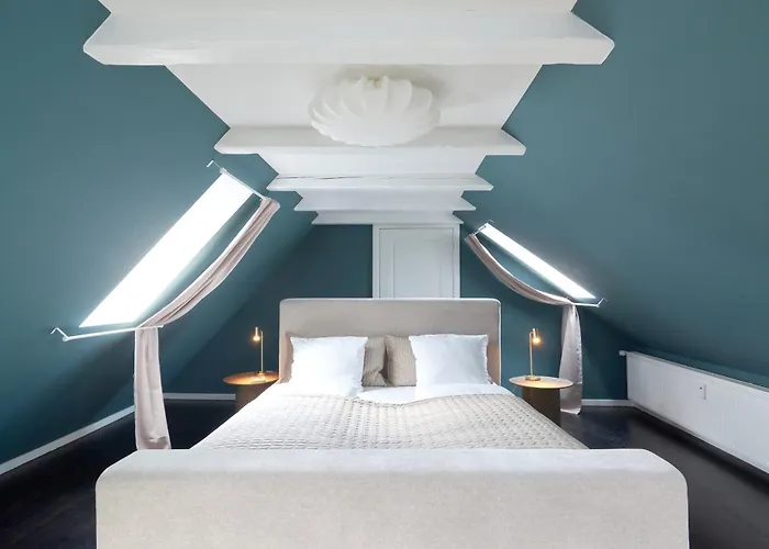 Luxury Penthouse - Private Balcony - Heart Of Apartman *